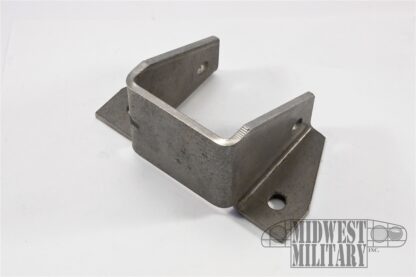 Troop Seat Pivot Bracket Retainer, Early