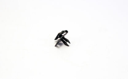 small harness clip